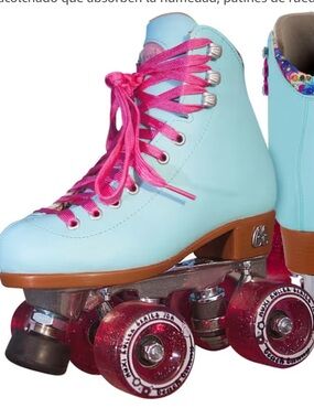 Moxi Roller Skates Women’s Size 8 Like New With Original Box